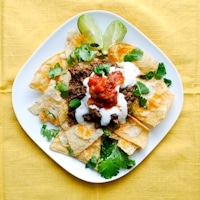 Permalink to: Crockpot Barbacoa Beef and Killer Spicy Nachos barbacoa nachos thumb