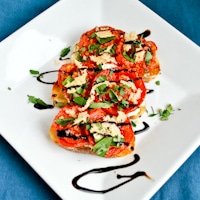 Permalink to: Open Face Roasted Tomato and Goat Cheese Sandwiches with Parmesan Crisps roasted-tomato-bruschetta-thumb