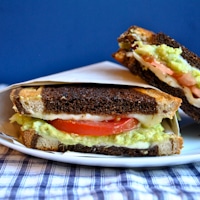 Permalink to: Guacamole Crunch Grilled Cheese Guac-Grilled-Cheese-thumb