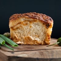 Permalink to: Cheesy Jalapeno Bread jal thumb
