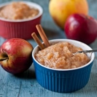 Permalink to: Crock Pot Applesauce + Thanksgiving Giveaway applesauce 200