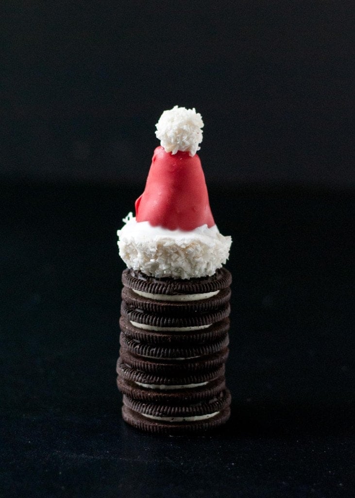 Oreo Cookie Ball Santa Hats | Neighborfoodblog.com