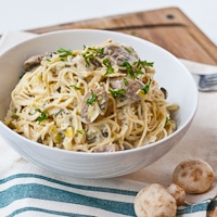 Permalink to: Creamy Parmesan Leek and Mushroom Pasta #SundaySupper creamy-leek-mushroom-pasta-thumb
