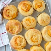 Permalink to: Garlic Cheddar Swirled Brioche Rolls (No Knead!) #SundaySupper garlic-cheddar-brioche-rolls-2