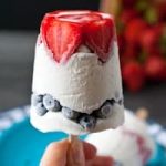 Permalink to: Red, White, and Blue White Chocolate Pudding Pops red-white-blue-pudding-pops-thumb