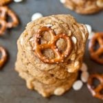 Permalink to: White Chocolate Pretzel Pumpkin Cookies chewy-white-chocolate-pumpkin-cookies-thumb