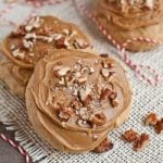 Permalink to: Fluffy Maple Frosted Sugar Cookies maple-sugar-cookies-thumb